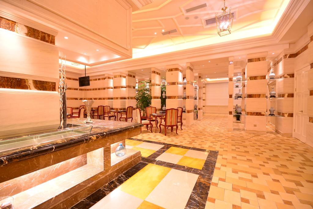 Urban Island Hotel Shanghai Bagian luar foto