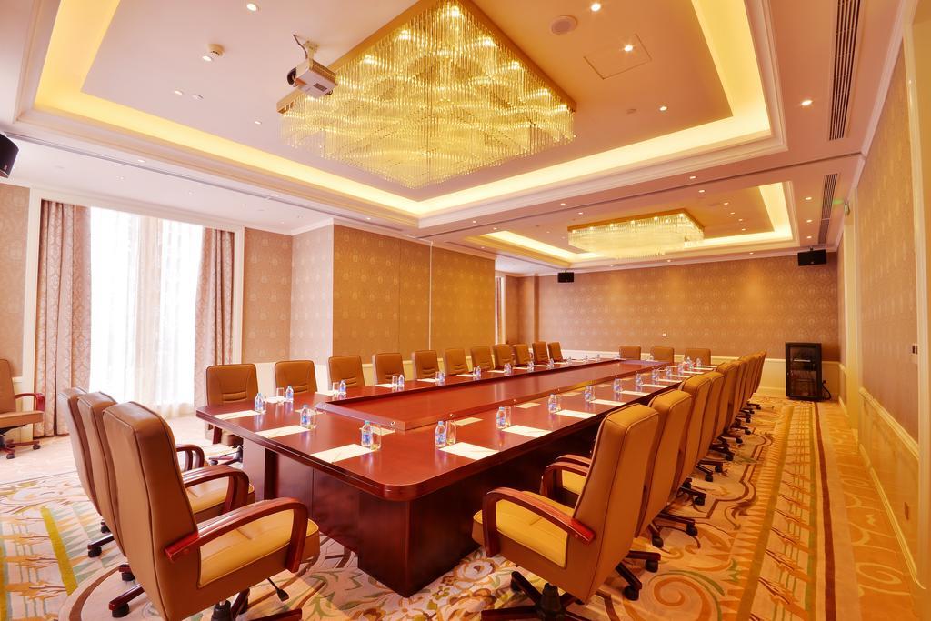 Urban Island Hotel Shanghai Bagian luar foto