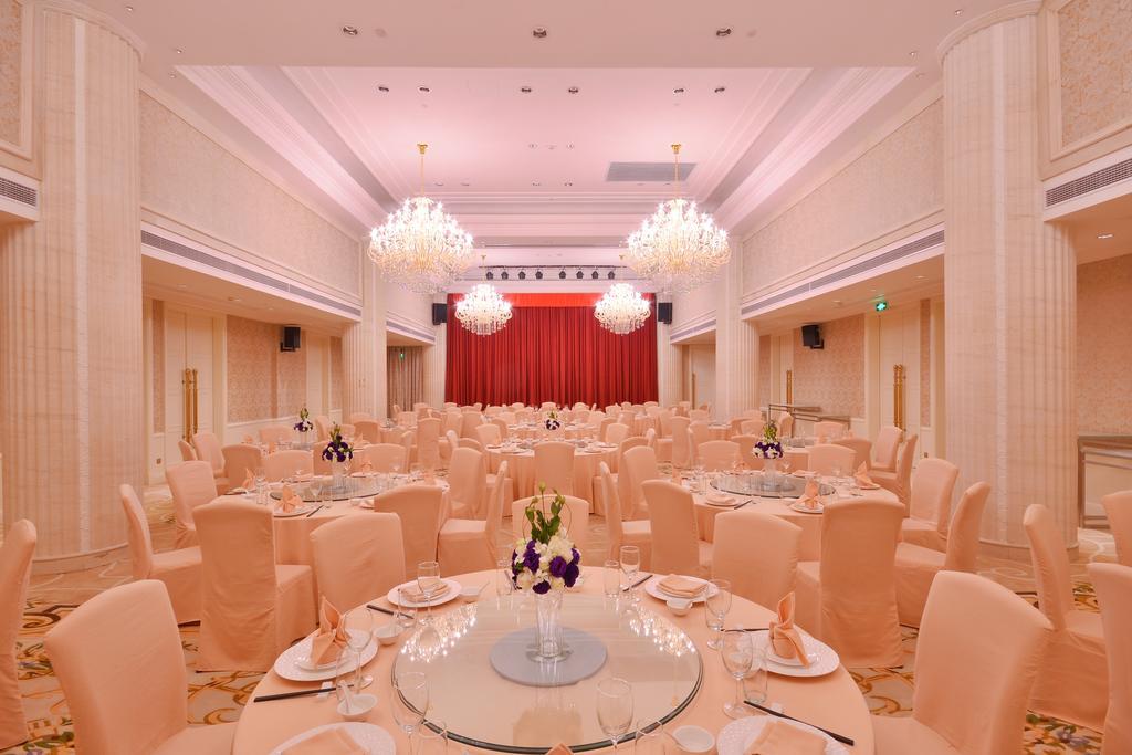 Urban Island Hotel Shanghai Bagian luar foto